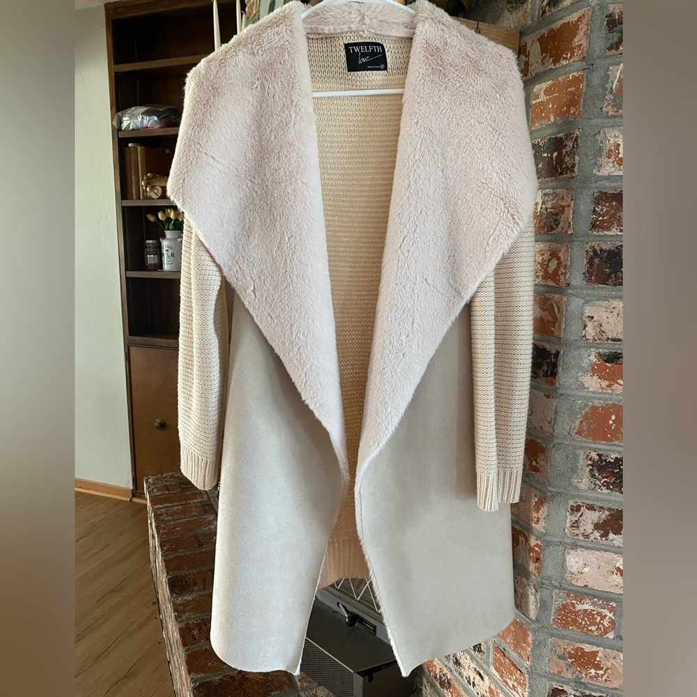Twelfth Love - Beige/Cream - Sweater Cardigan - M